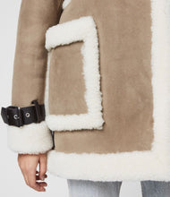 Load image into Gallery viewer, Bronx Shearling Coat